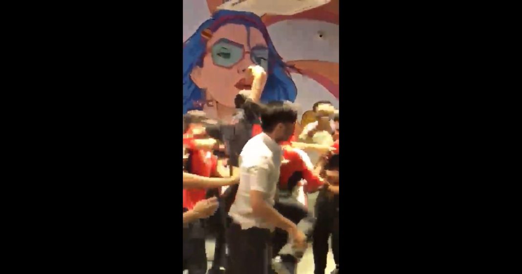 KFC staff beat customers in restaurant in Sheikhupura