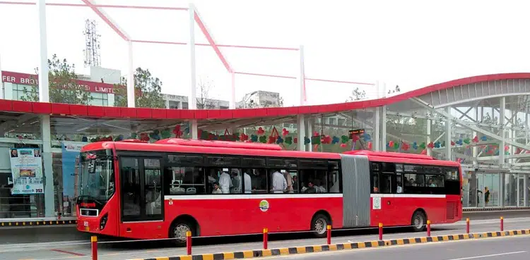 Lahore Metro Bus 