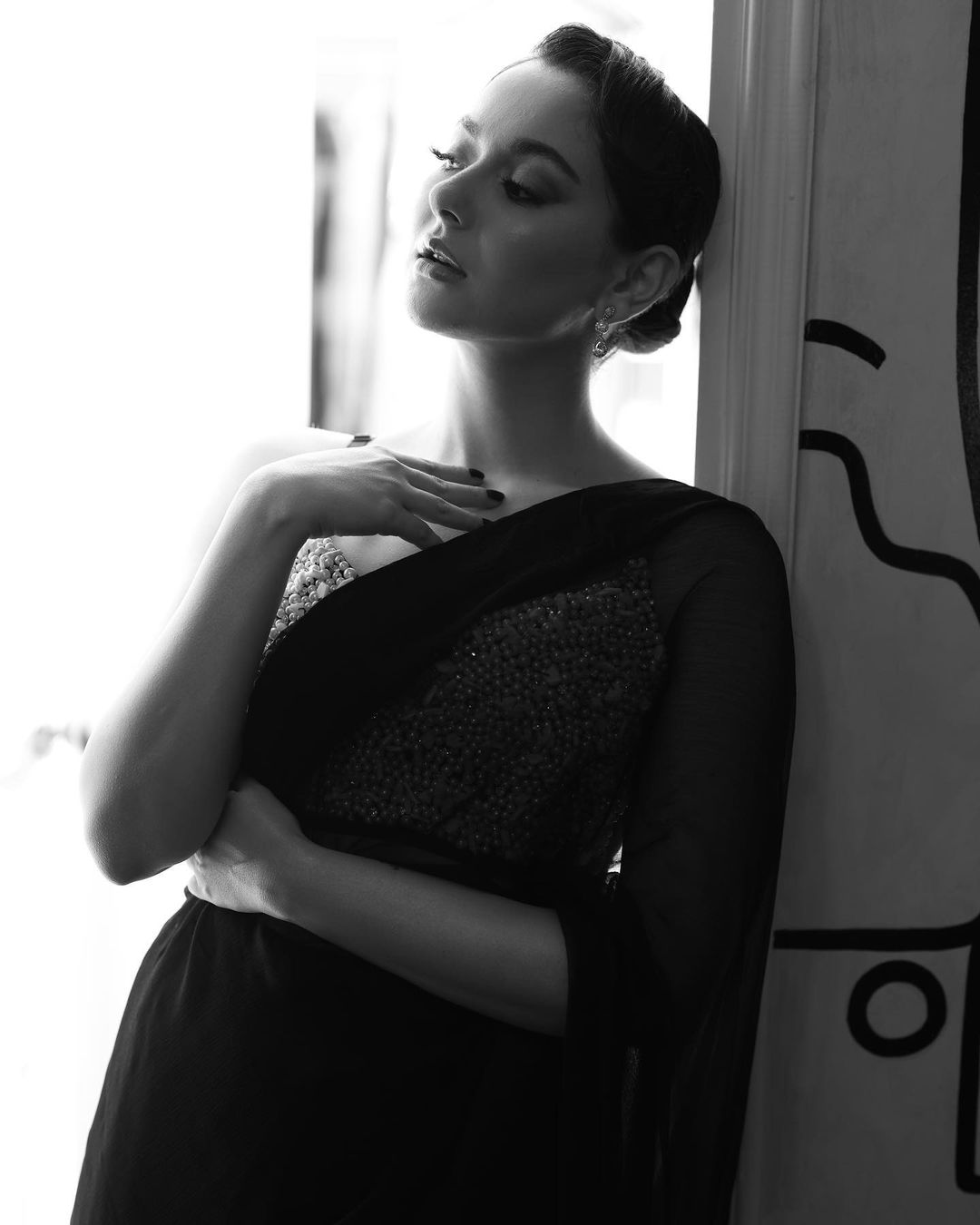 Hania Aamir Looks Stunning in Black Upcycled Saree (Photos)