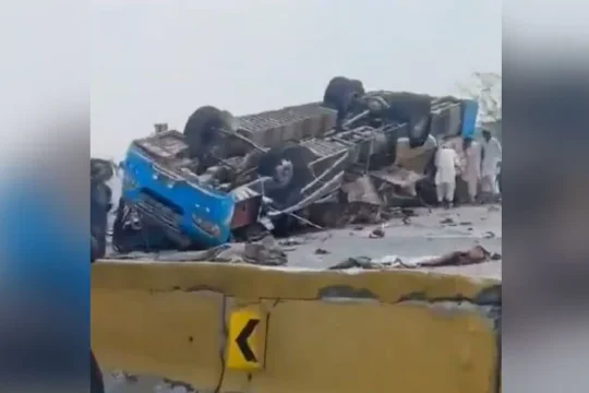 Islamabad-Lahore motorway accident