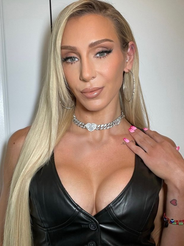 Charlotte Flair boobs